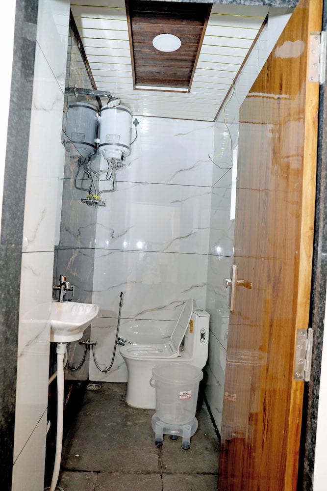 Standard Room photo 3
