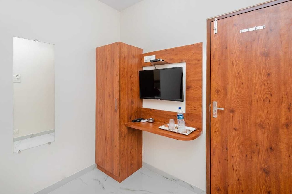 Deluxe Room - Photo 1