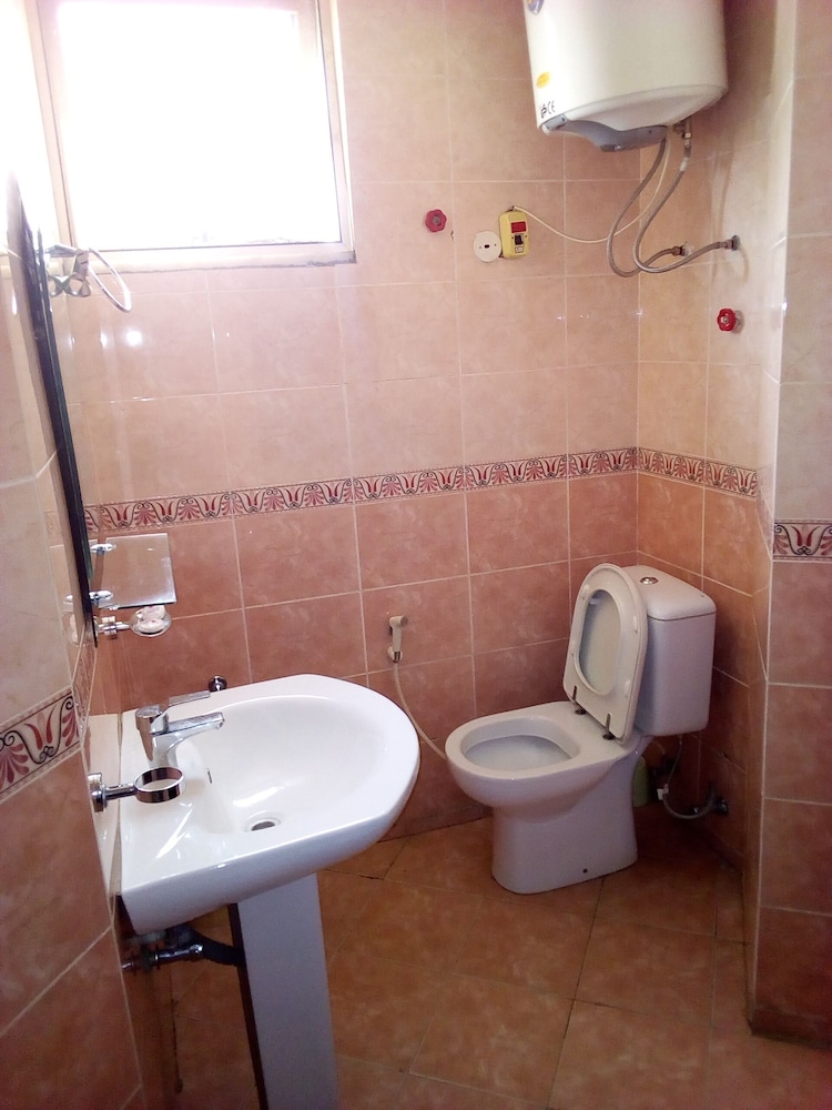 Basic Double Room, 1 Double Bed, Accessible photo 2