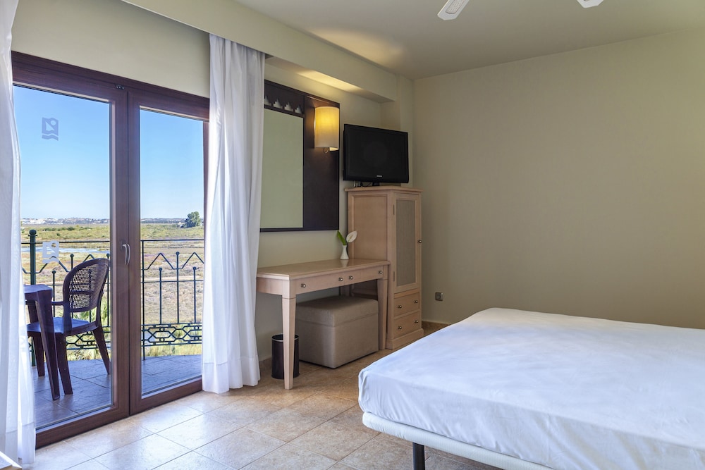 Superior Double Room - Photo 11