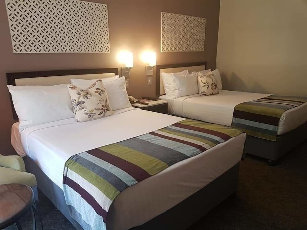 Standard Double or Twin Room photo 2