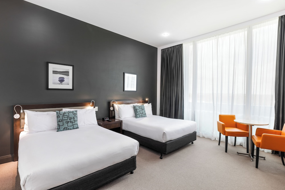 Premier Twin Room, 2 Queen Beds