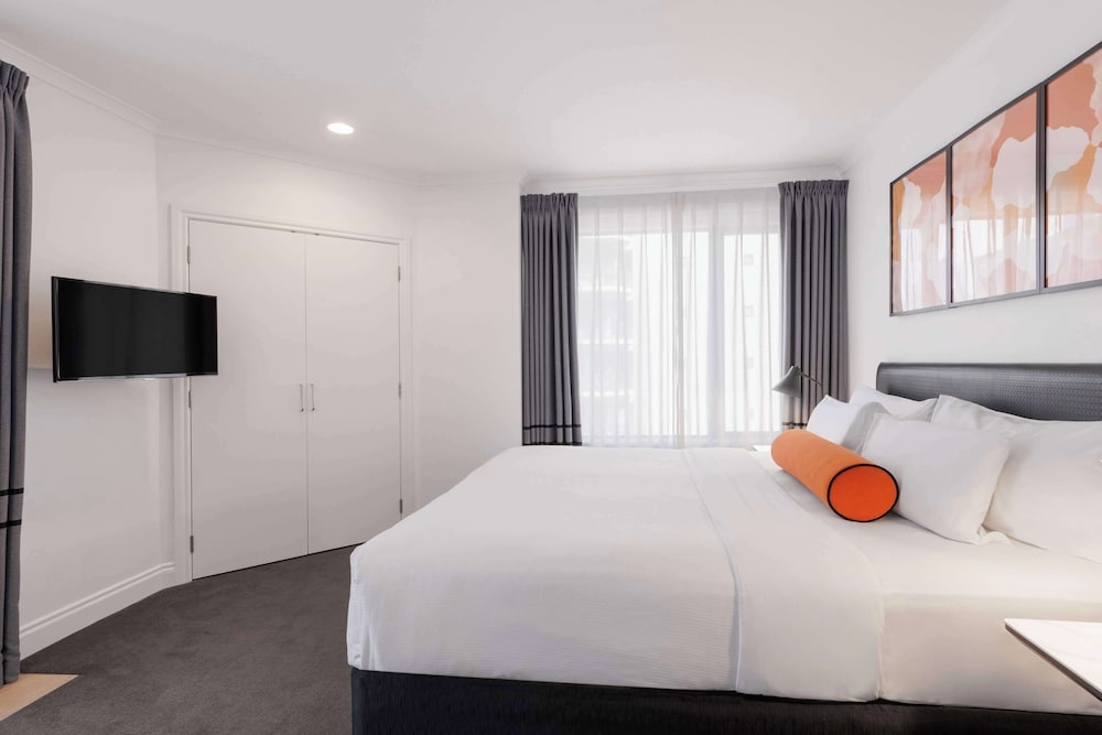 Premier One Bedroom Apartment - Photo 1