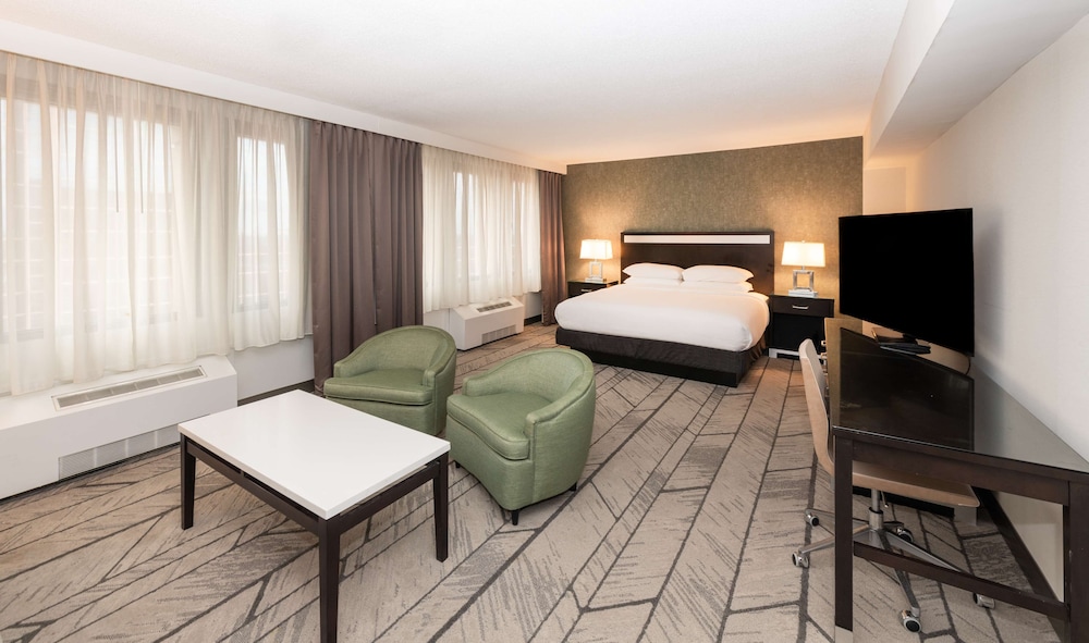 Suite, 1 King Bed (Parlor)