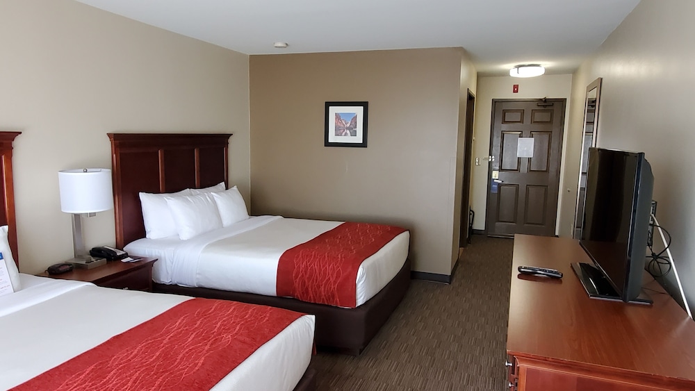 Standard Room, 2 Queen Beds, Non Smoking