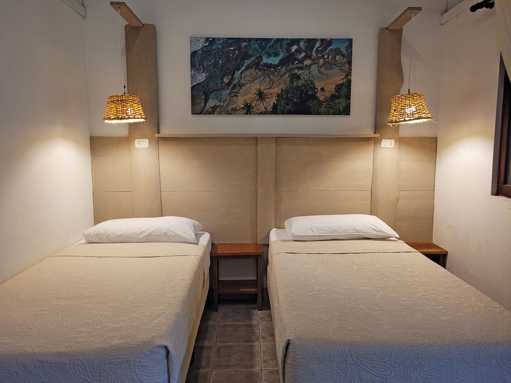 Standard Triple Room, Garden View - Photo 5