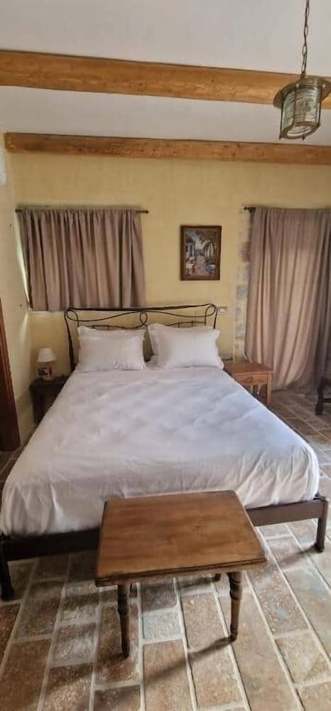 Economy Double Room, Beach View photo 2