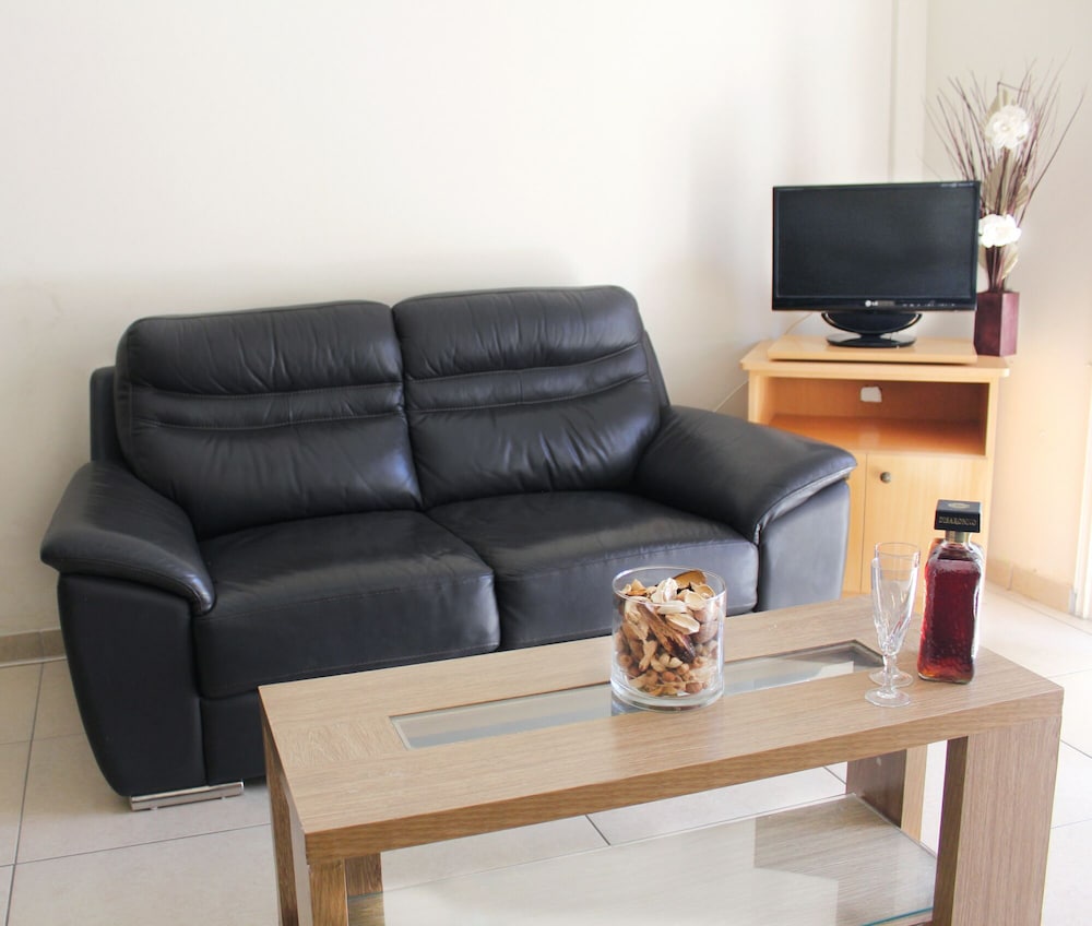 Comfort Apartment, 1 Bedroom (M) photo 2