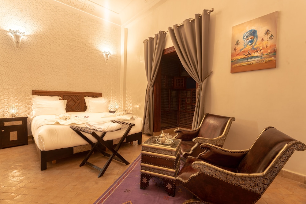 Superior Double Room, Ensuite (04 BAB AGHMAT)