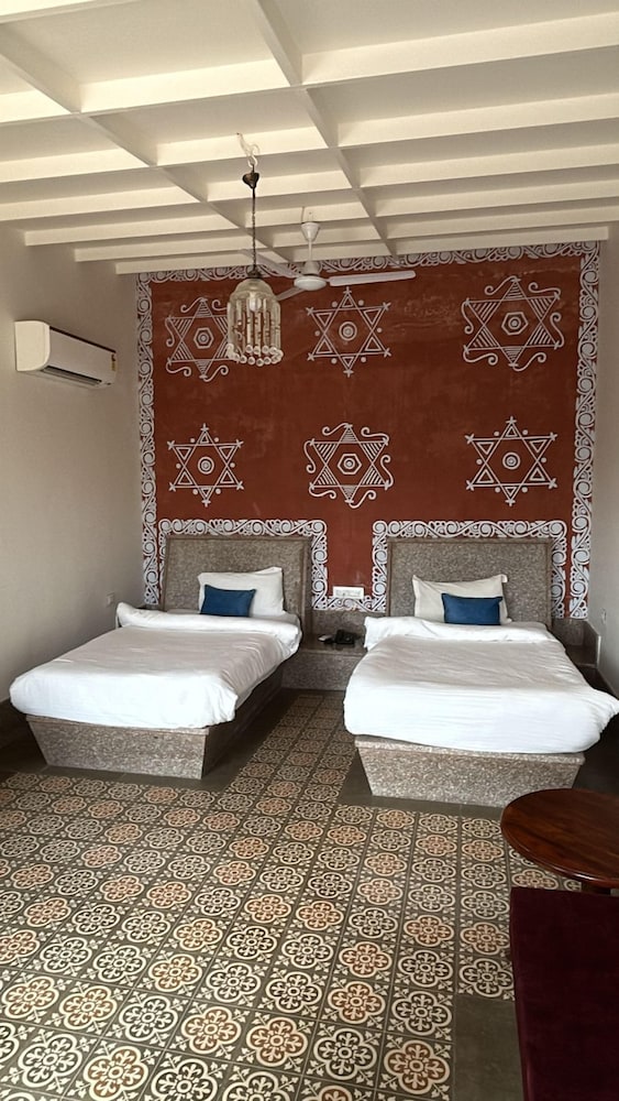 Standard Twin Room photo 1
