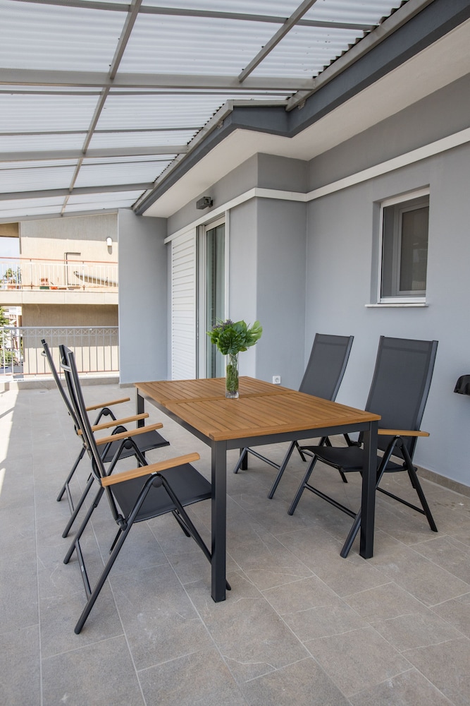 Panoramic Apartment photo 2