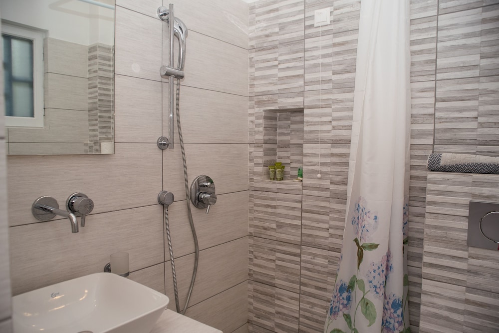 Standard Room, Sea View - Photo 21
