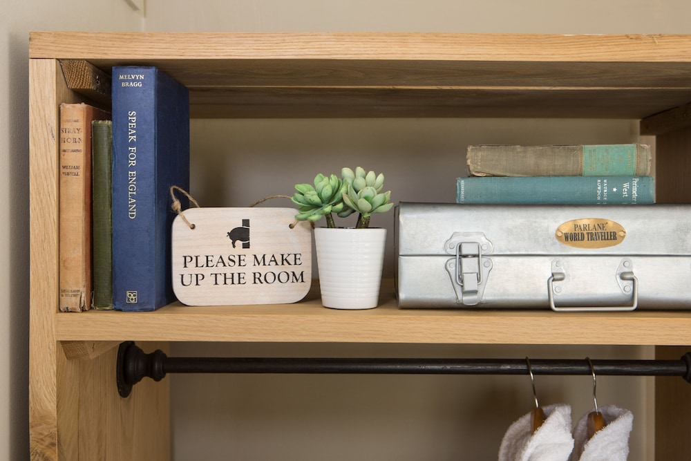 Double Room - Photo 7