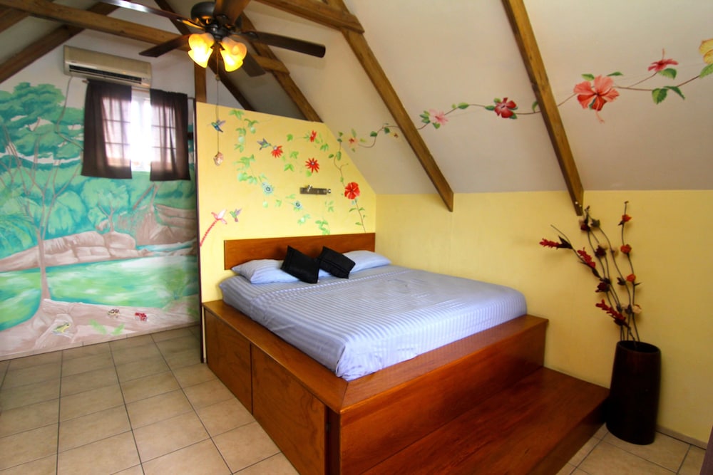 Deluxe House, 2 Bedrooms, Ocean View photo 1