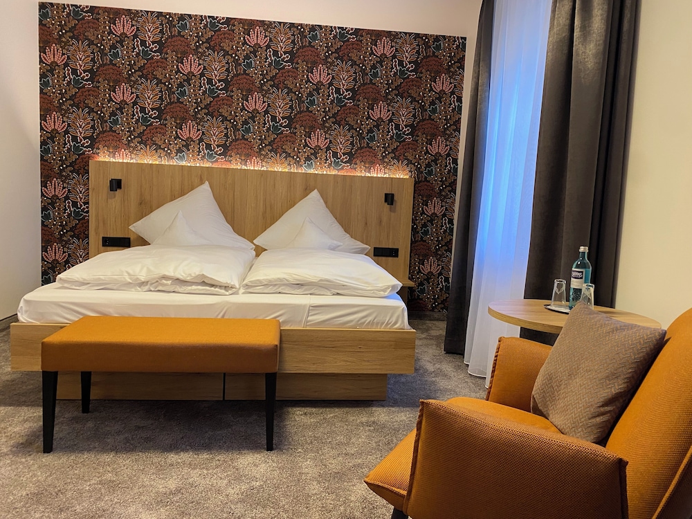 Superior Double or Twin Room, Air conditioning photo 1