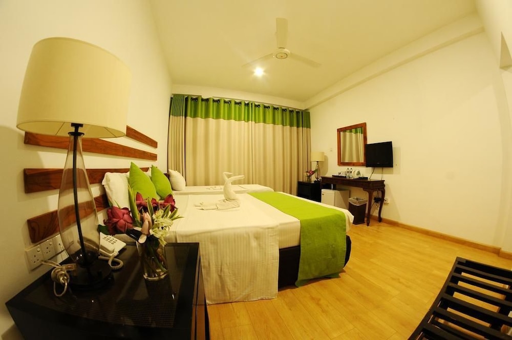 Deluxe Triple Room photo 2