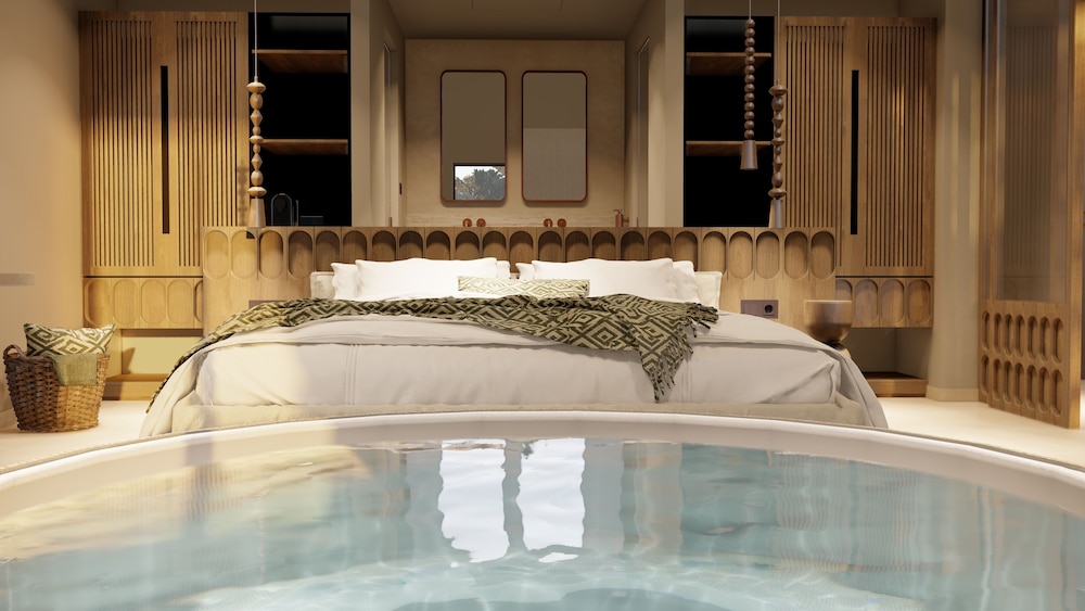 Luxury Suite with heated Jacuzzi & Panoramic view
