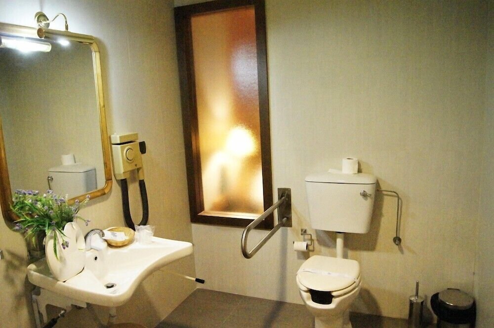 Double or Twin Room photo 3
