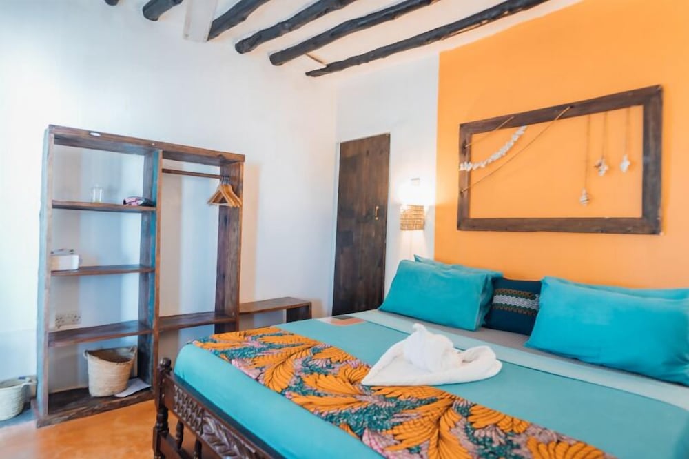 Traditional Double Room, Garden View, Beachside