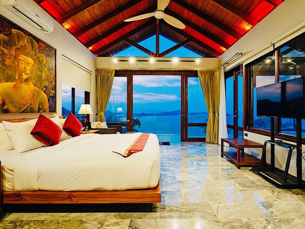 3 Bedroom Ocean View Grand Pool Villa photo 3