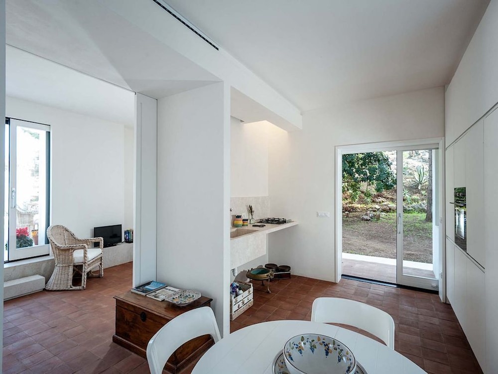 Villa, 2 Bedrooms photo 2