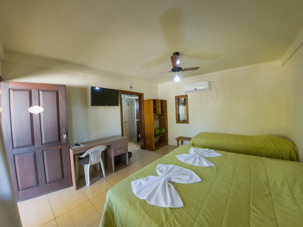 Standard Double Room Single Use - Photo 5