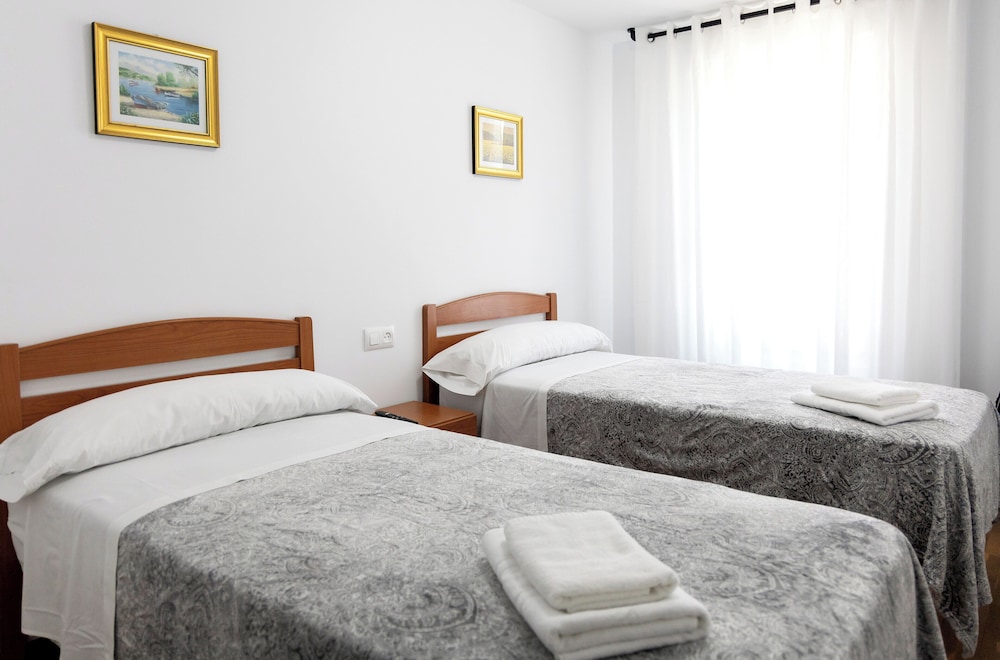 Standard Twin Room photo 2