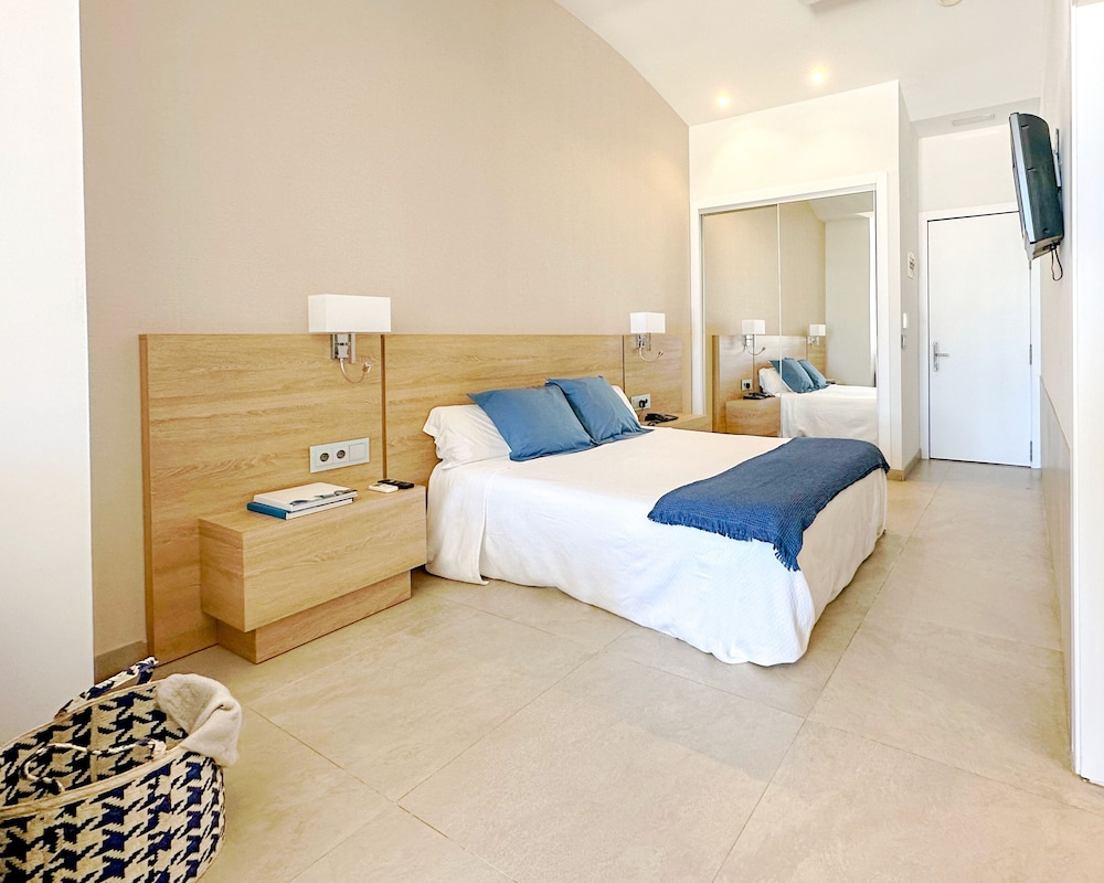 Junior Suite, Sea View - Photo 3