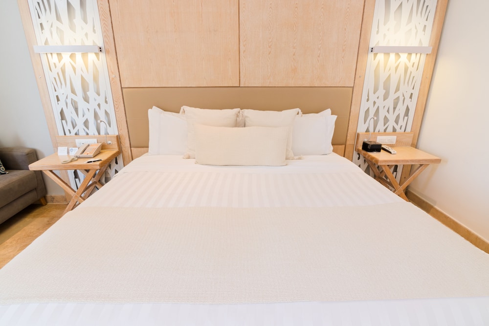 Luxury Room (Bay View) photo 3