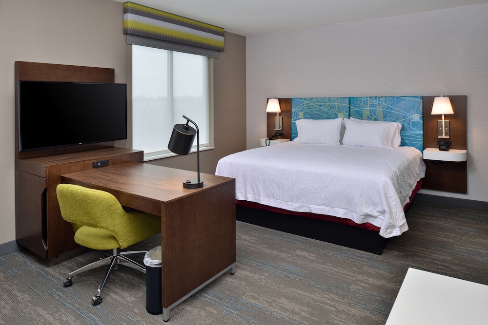 Suite, 1 King Bed, Accessible, Refrigerator & Microwave (Hearing) - Photo 6