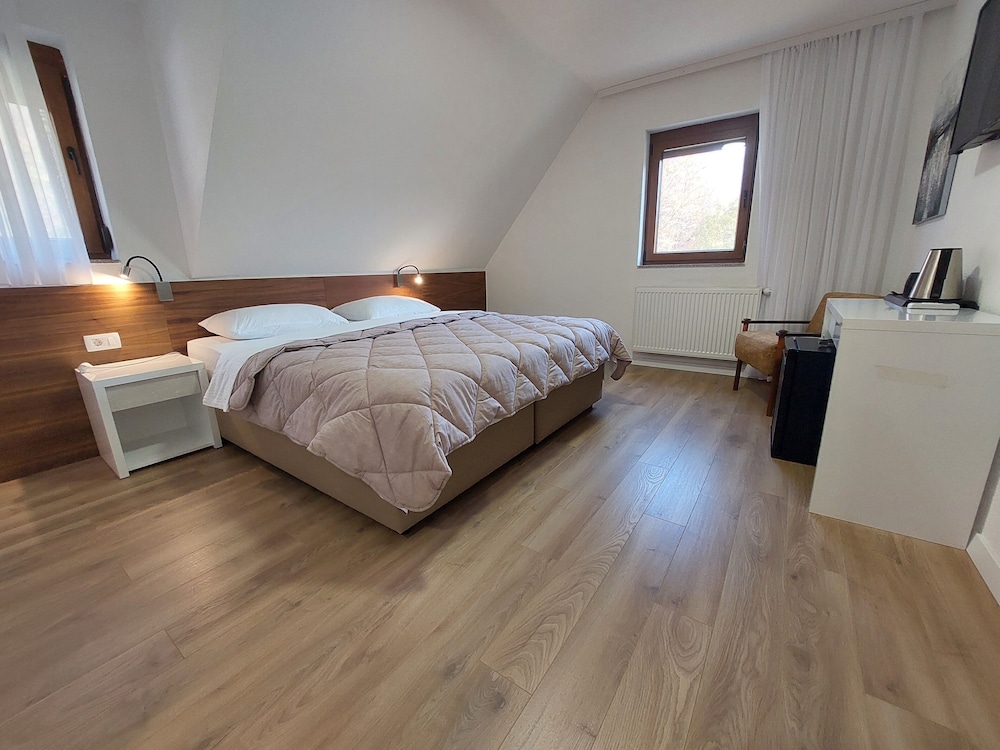 Comfort Double Room, Garden View