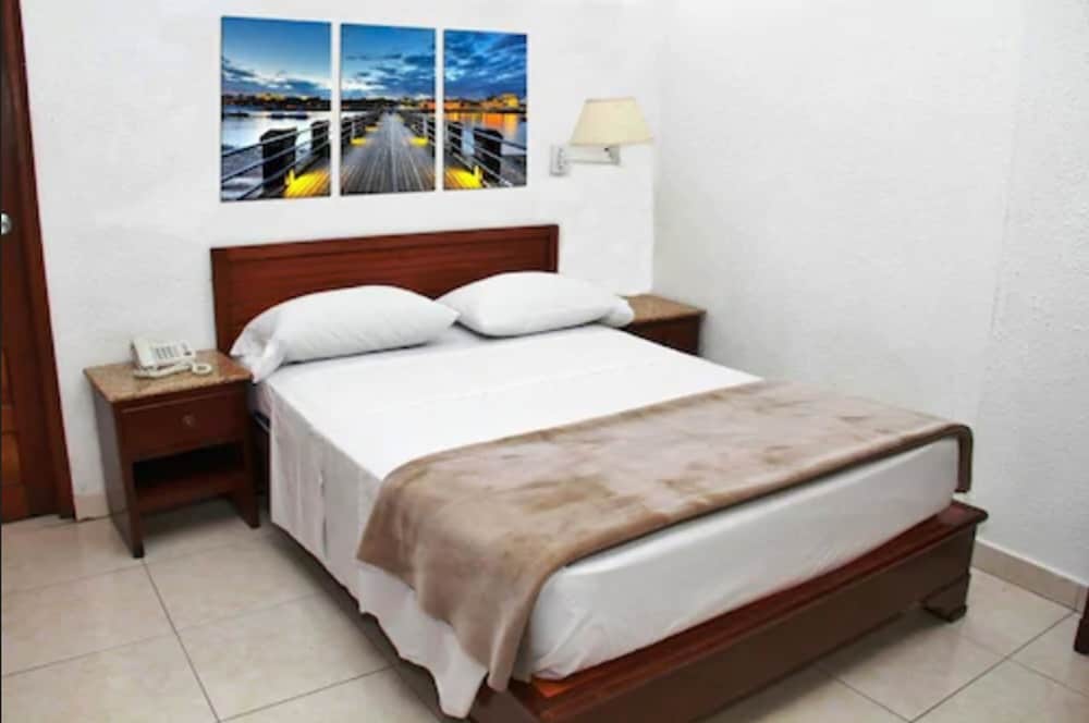 Deluxe Single Room photo 2