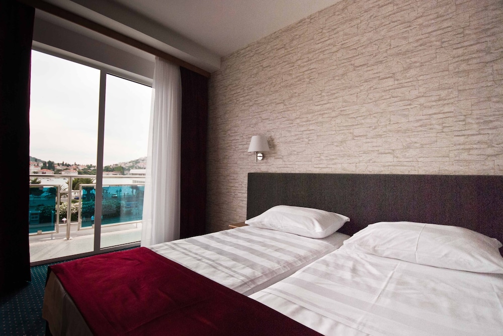 Classic Double Room, Sea View