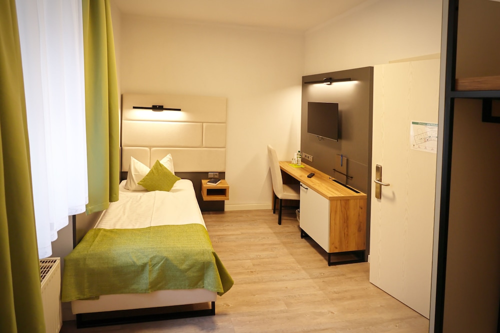 Basic Room photo 3