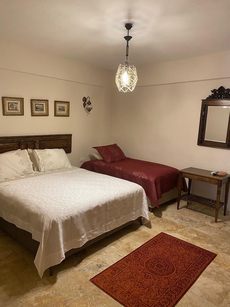 Economy Room photo 1