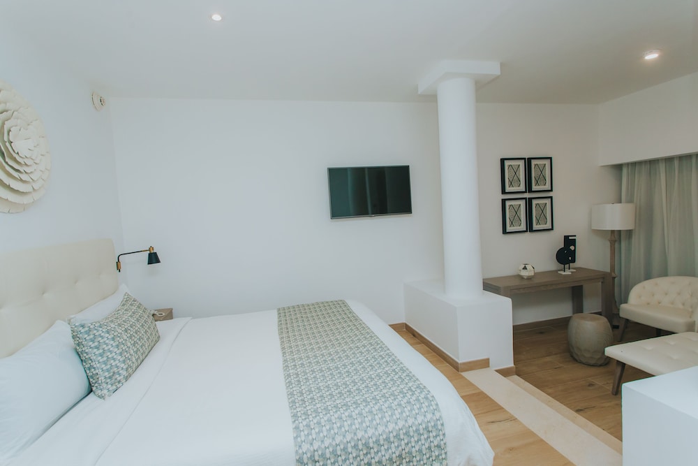 Family Club Junior Suite - Photo 8