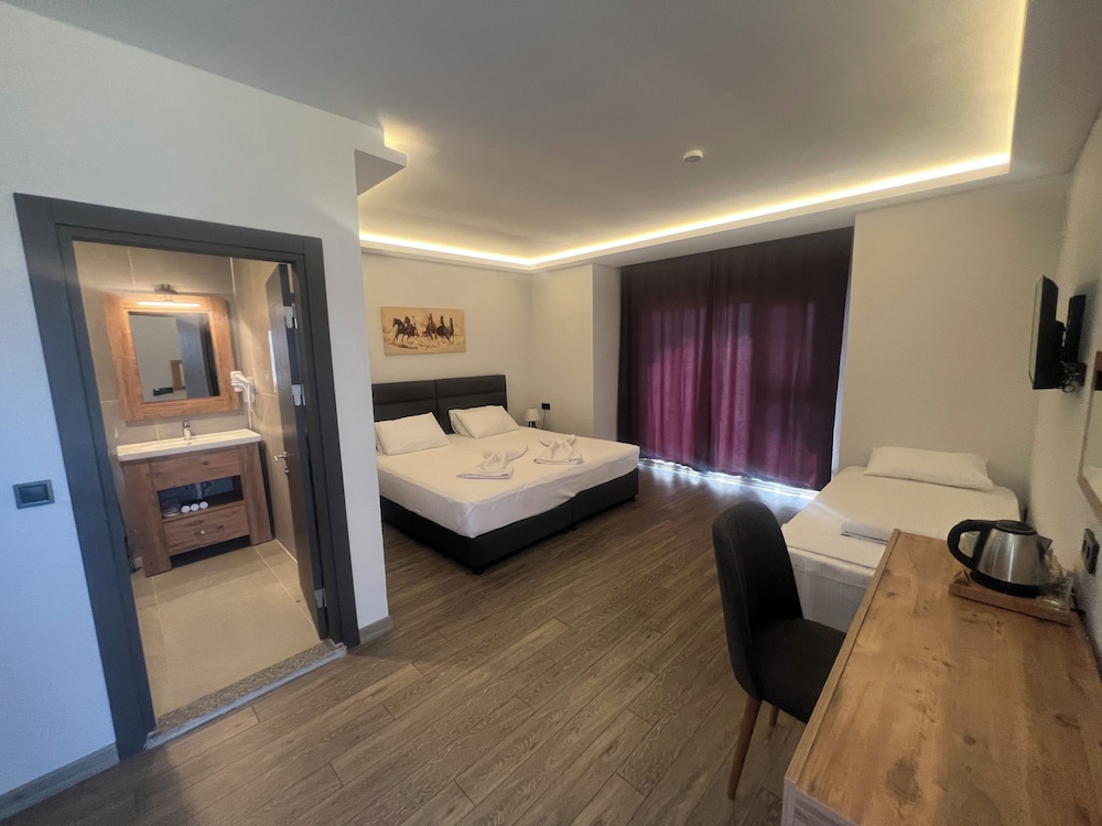 Standard Triple Room photo 1
