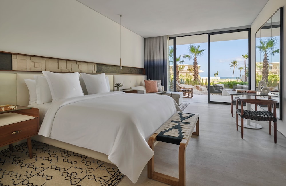 Room, 4 Bedrooms, Non Smoking, Ocean View (Residence) - Photo 2