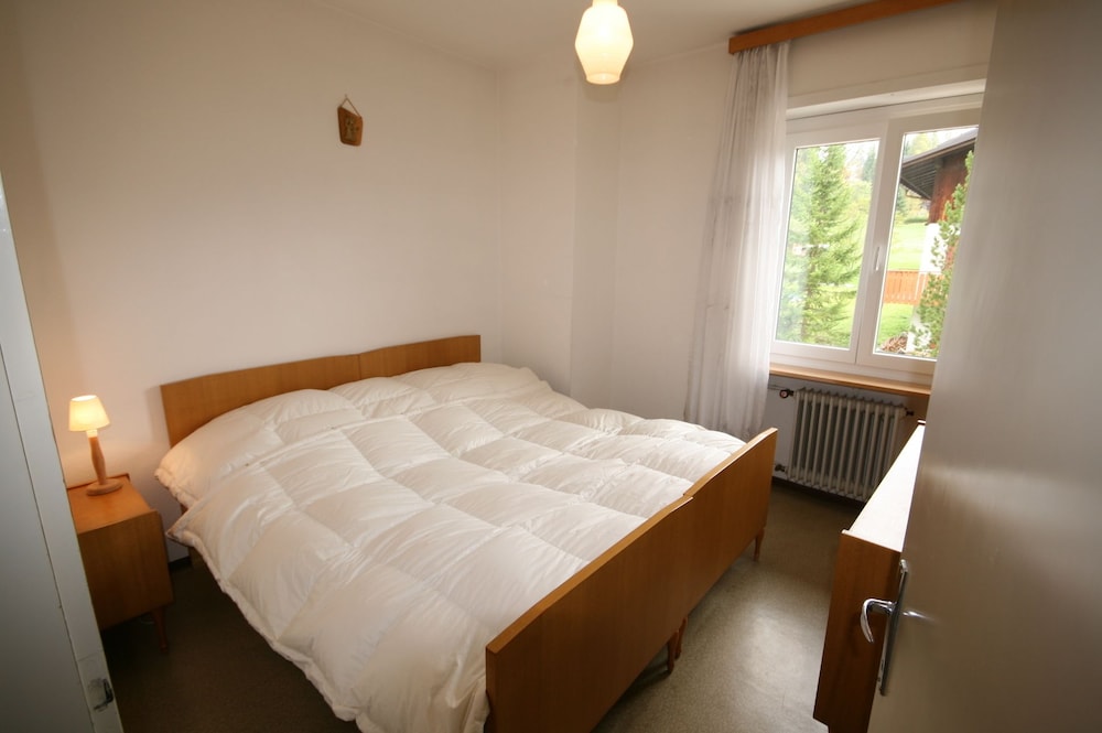 Apartment photo 2