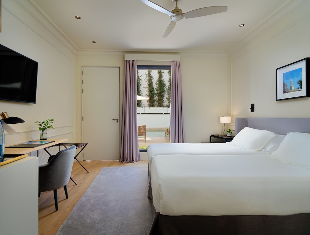 Double Room (Single Use) - Photo 1