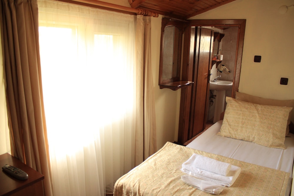 Single Room photo 3