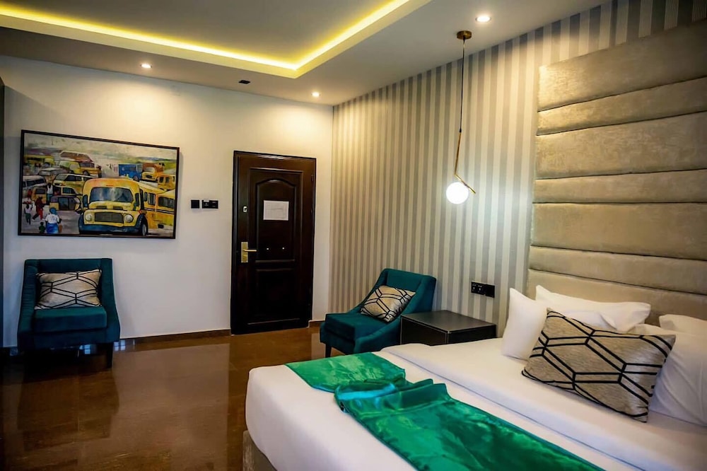 Economy Room - Photo 1