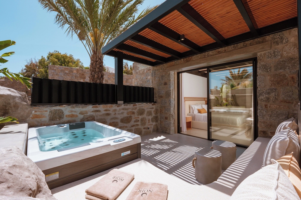 Junior Suite with Hot Tub