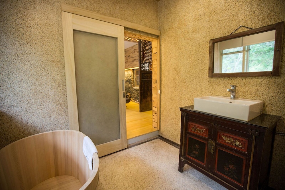 Classic Room, Private Bathroom photo 2