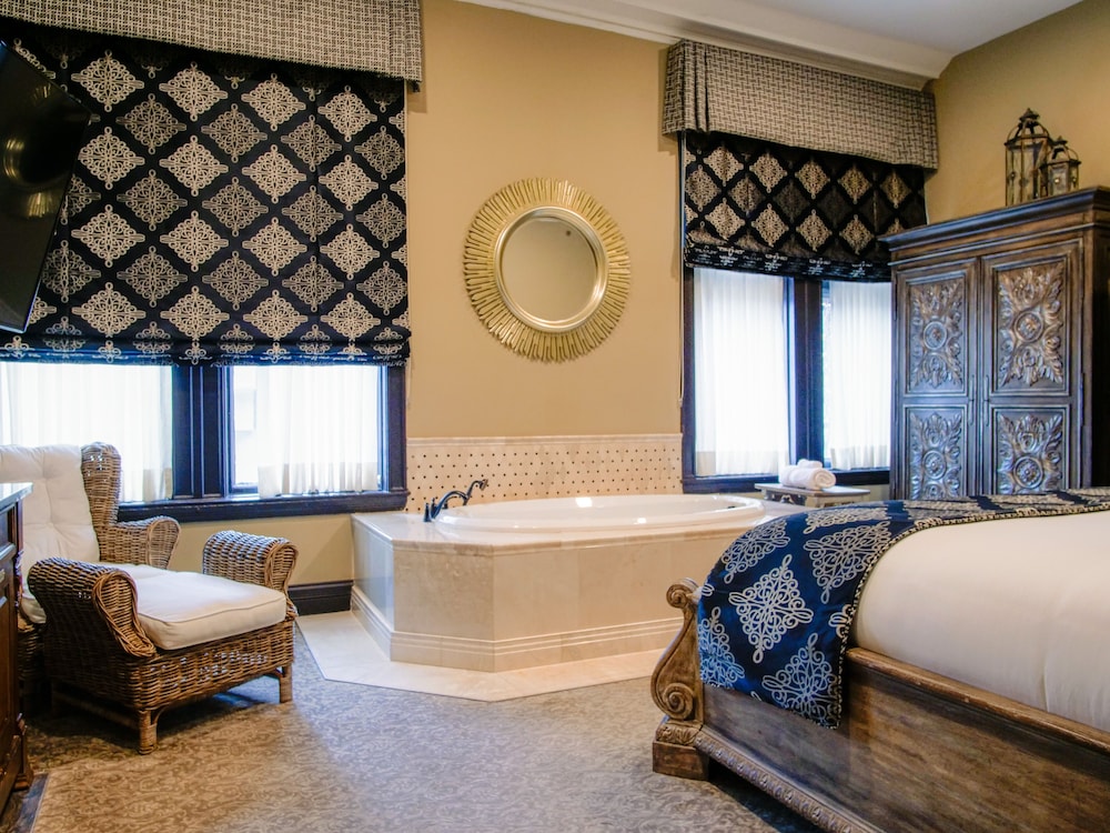 Premium Spa Suite, 1 King photo 1