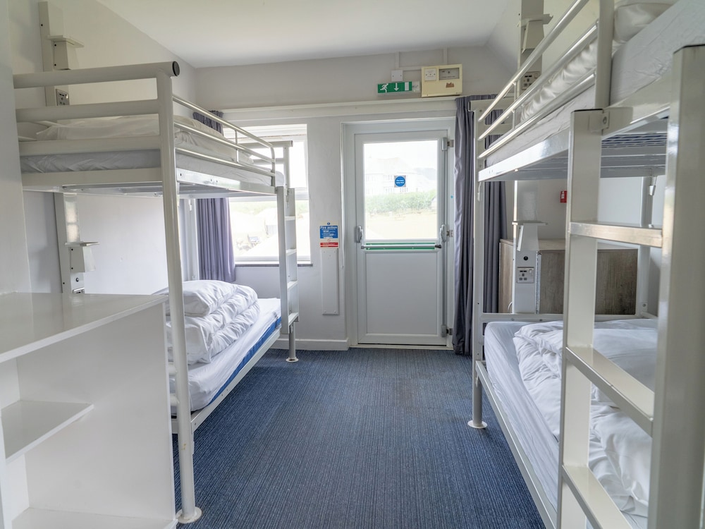 6 Bed Private Room photo 1