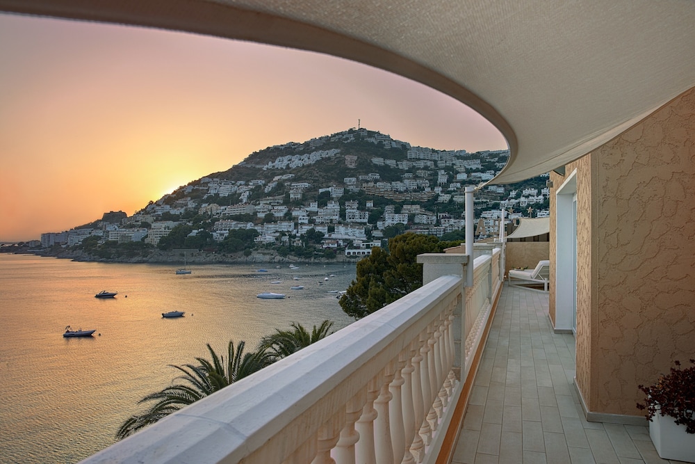 Superior Penthouse, Terrace, Sea View photo
