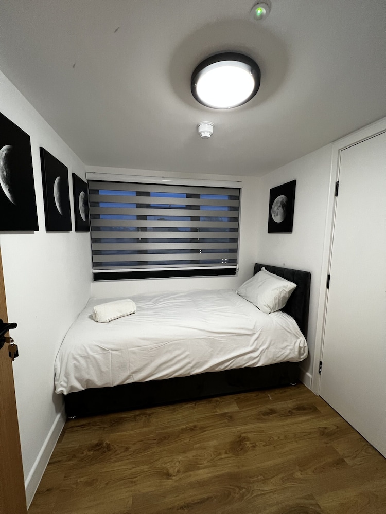 Comfort Single Room, Ensuite photo 2