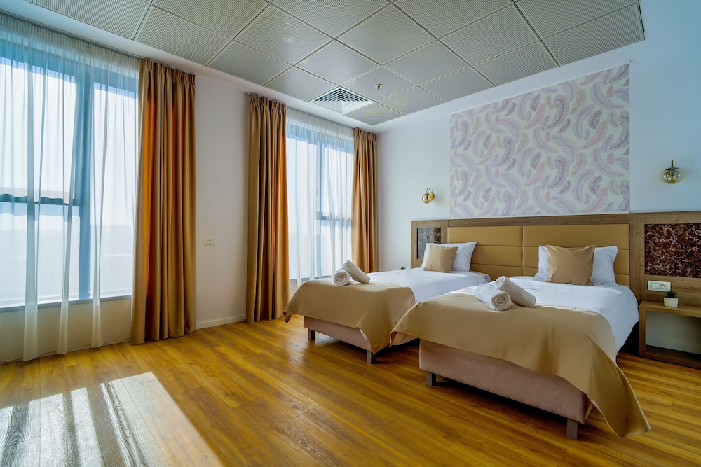 Premium Twin Room