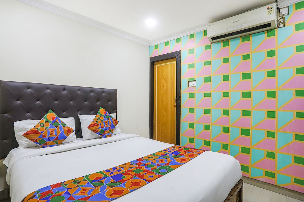 Deluxe Room - Photo 1